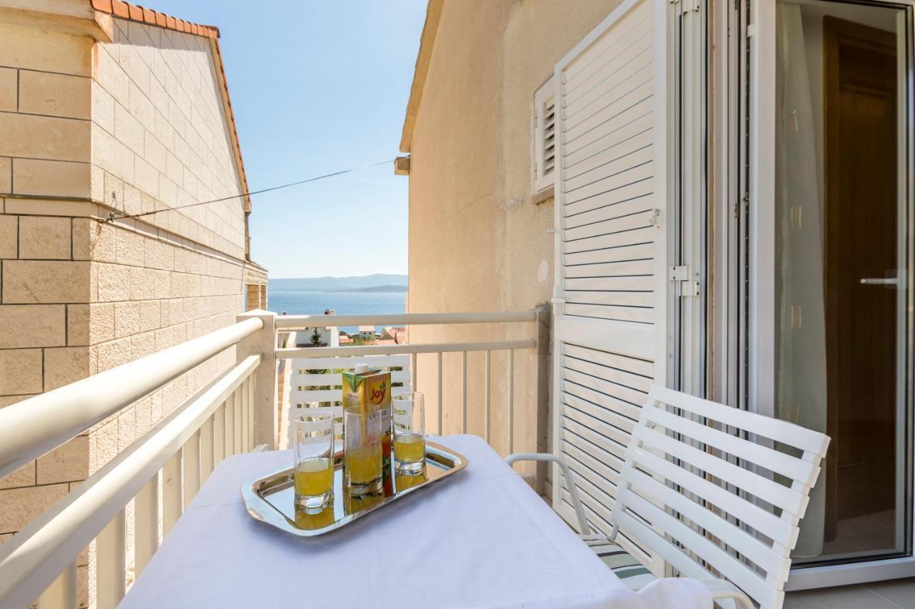 Apartmani Bezmalinovic Bol Buitenkant foto
