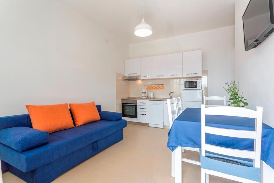 Apartmani Bezmalinovic Bol Buitenkant foto
